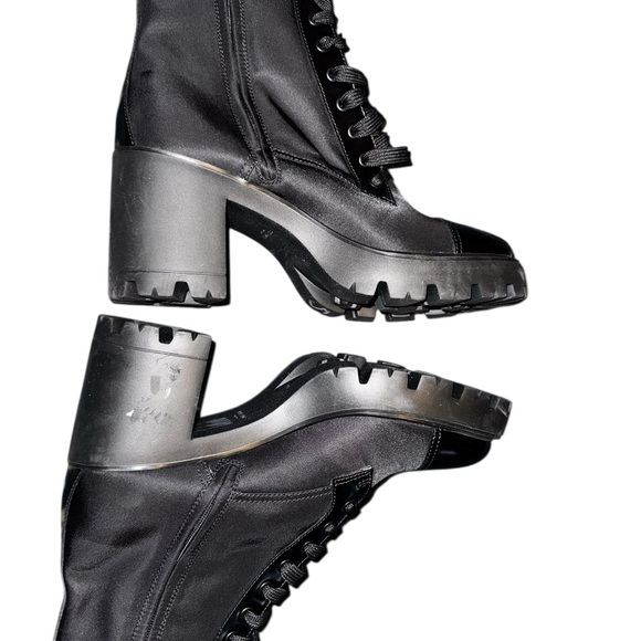 Prada Black Nylon And Leather Cap Toe Ankle Boots EU 41 -US 11 - Picture 6 of 10